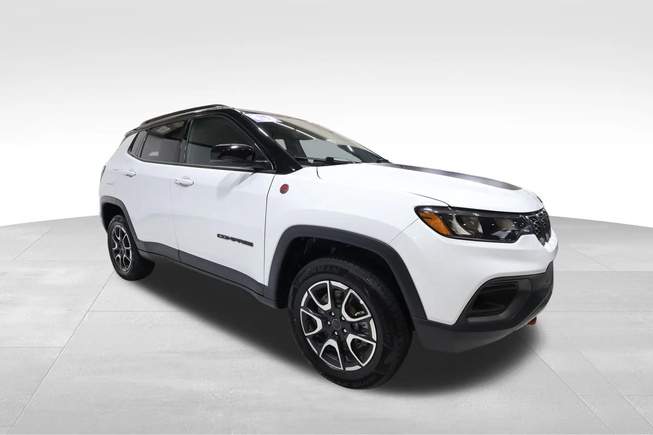 2025 Jeep Compass Trailhawk - Photo 6