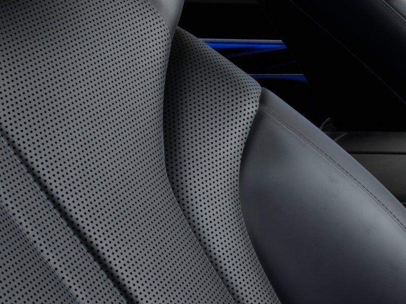 New 2027 Alta White Genesis 2.5T image 32