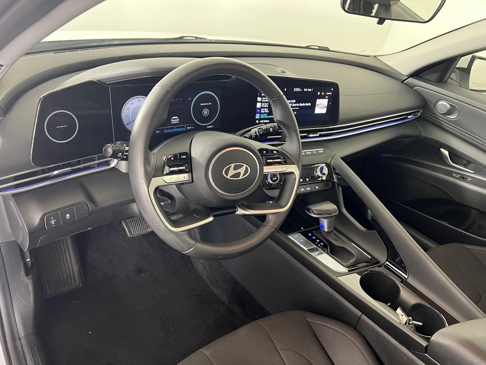 Used 2024 Serenity White Hyundai SEL image 5