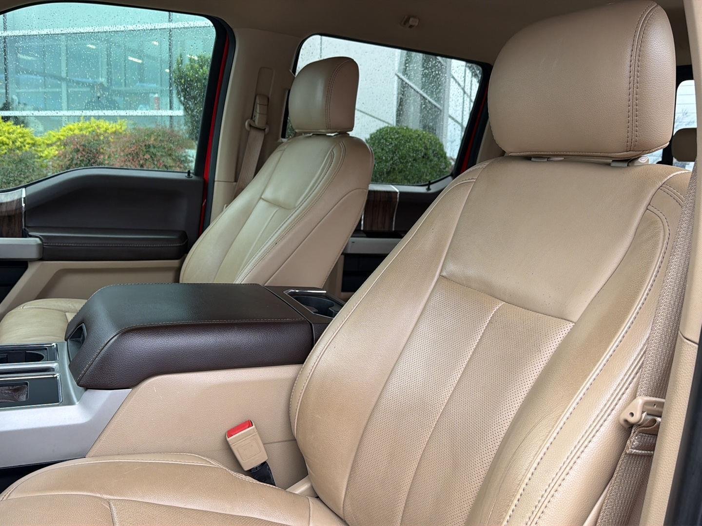 Used 2020 Race Red Ford LARIAT image 32