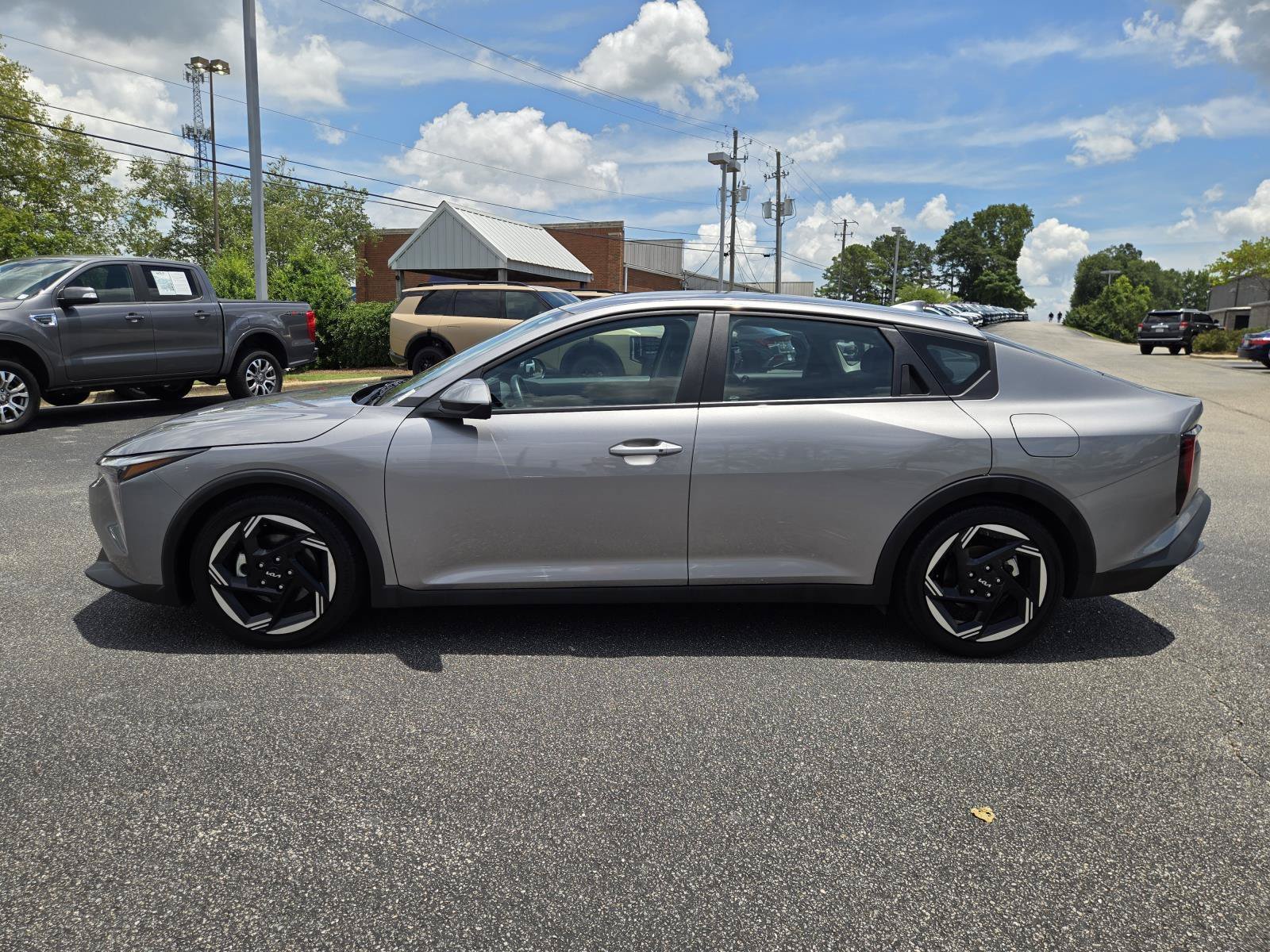 2025 Kia K4 EX - Photo 10