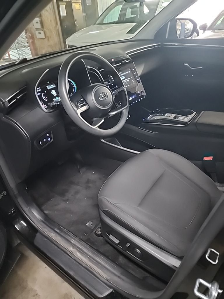 Certified Used 2023 Black Hyundai Blue image 6