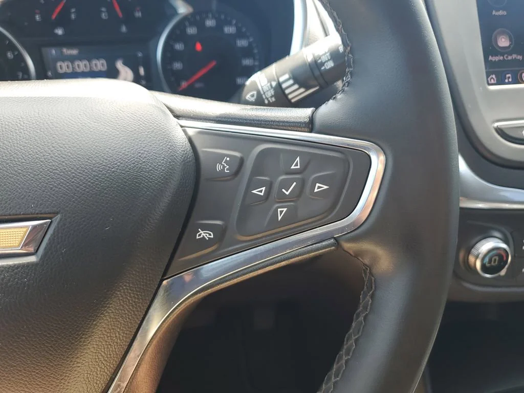 Used 2024 Summit White Chevrolet LT image 20