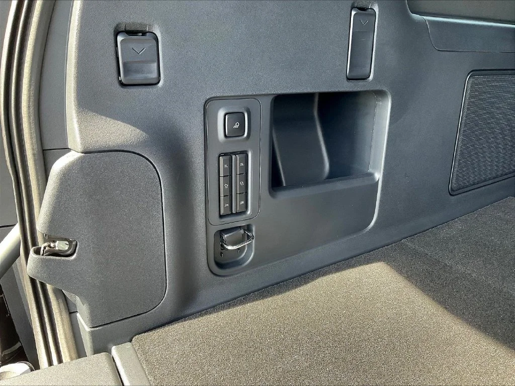 New 2027 Agate Black Metallic Ford MAX King Ranch® image 29