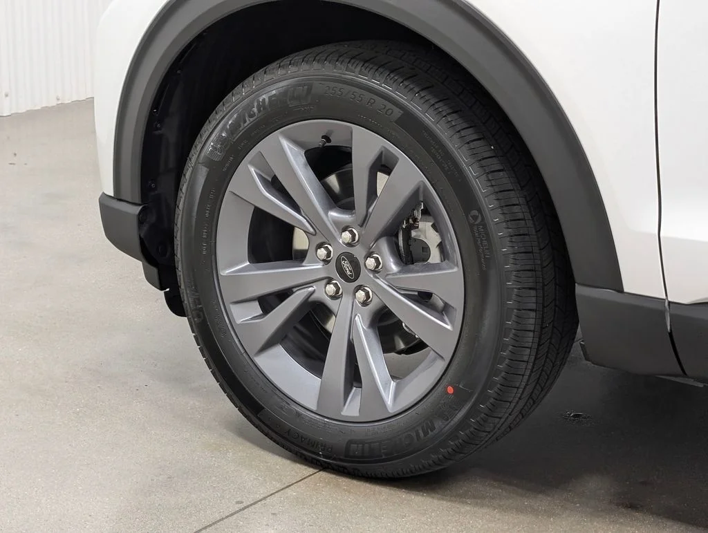 New 2026 Star White Metallic Tri-Coat Ford Active image 2