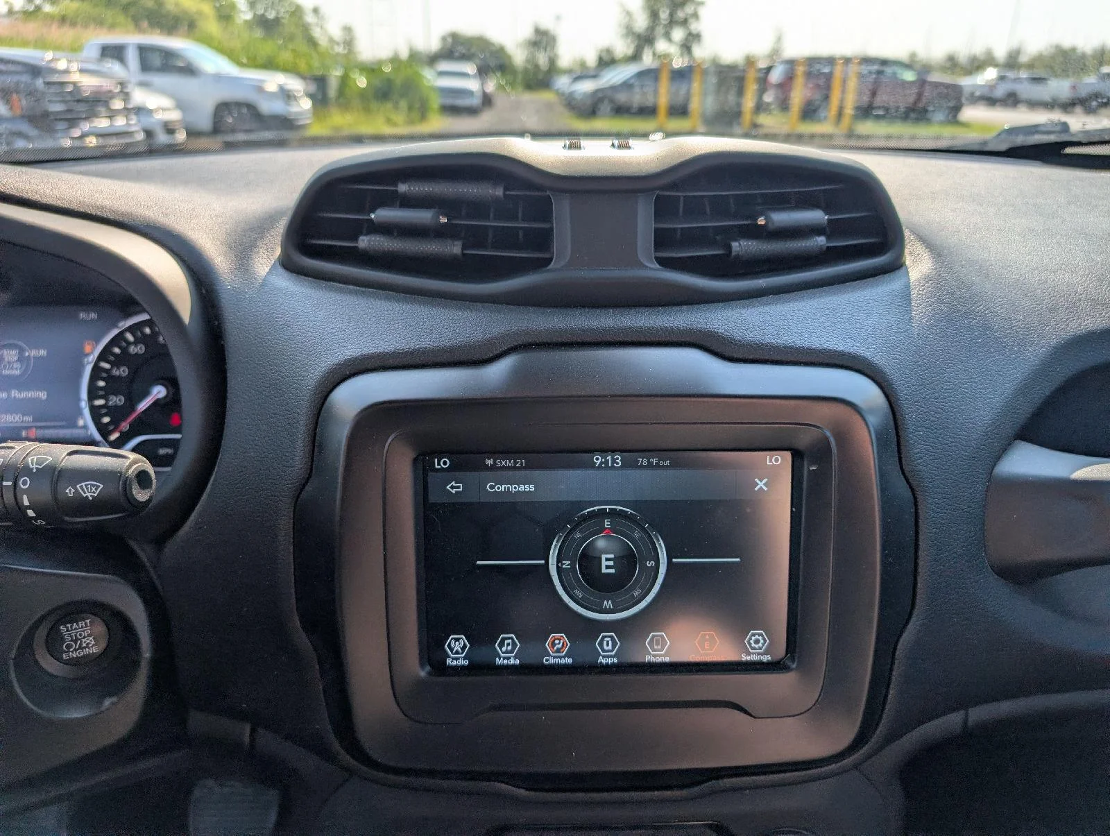 Used 2021 Bl Jeep Latitude image 15