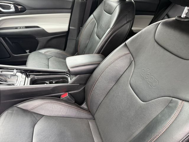 Certified Used 2022 Black Jeep Limited image 14