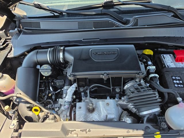 Used 2023 Black Jeep Latitude image 23