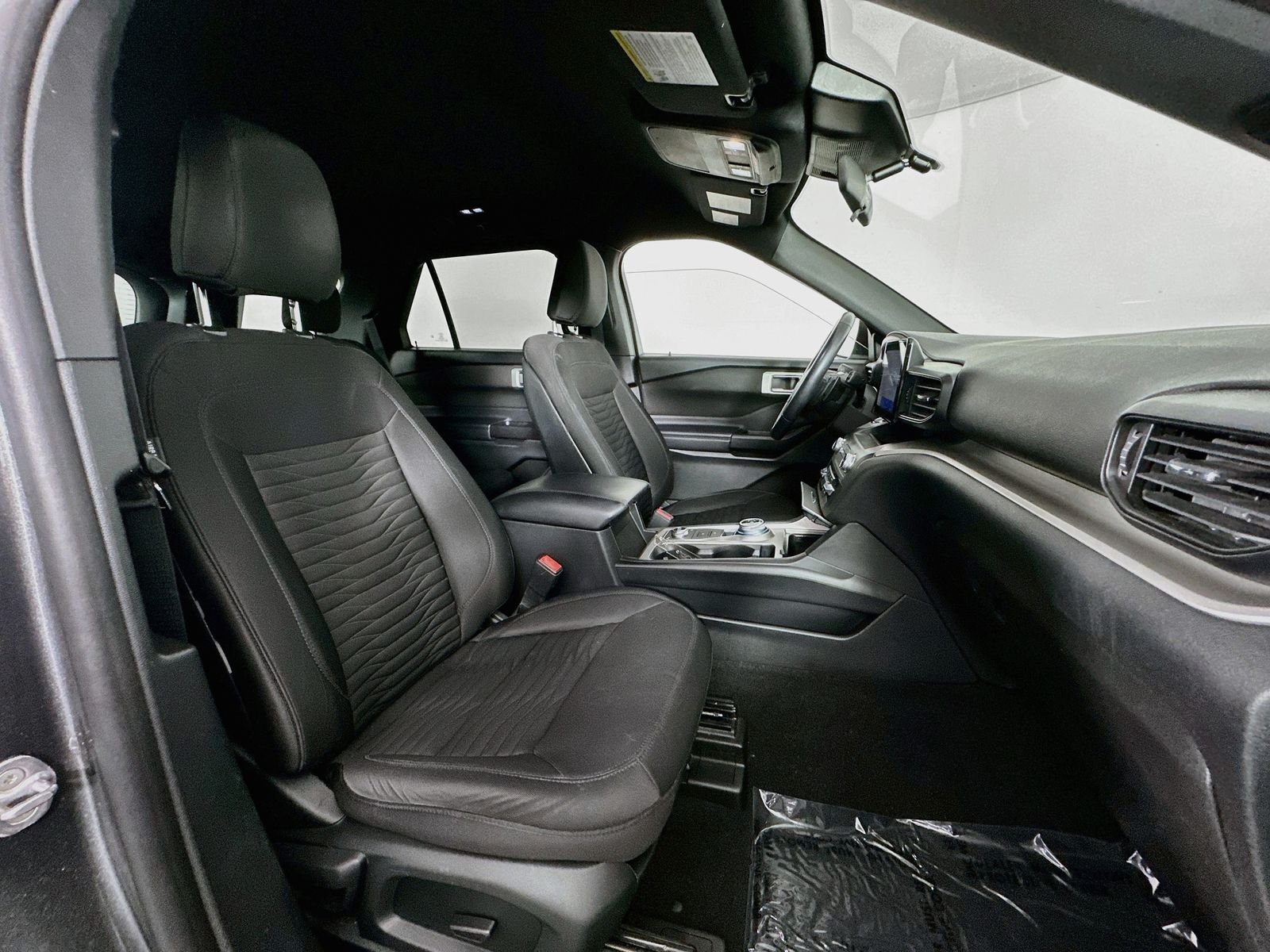 Used 2020 Magnetic Metallic Ford XLT image 27