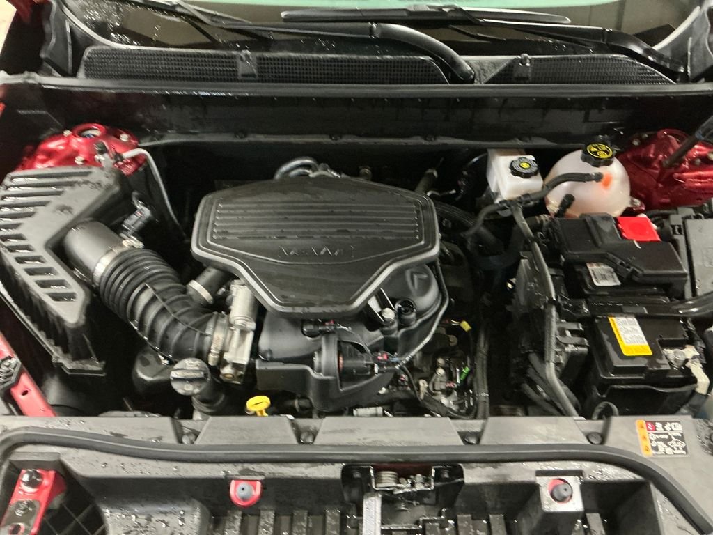 Used 2023 Red GMC Denali image 10