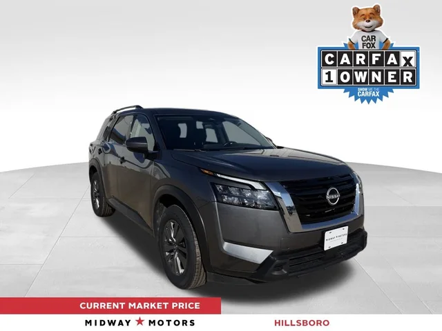 2025 Nissan Pathfinder SV