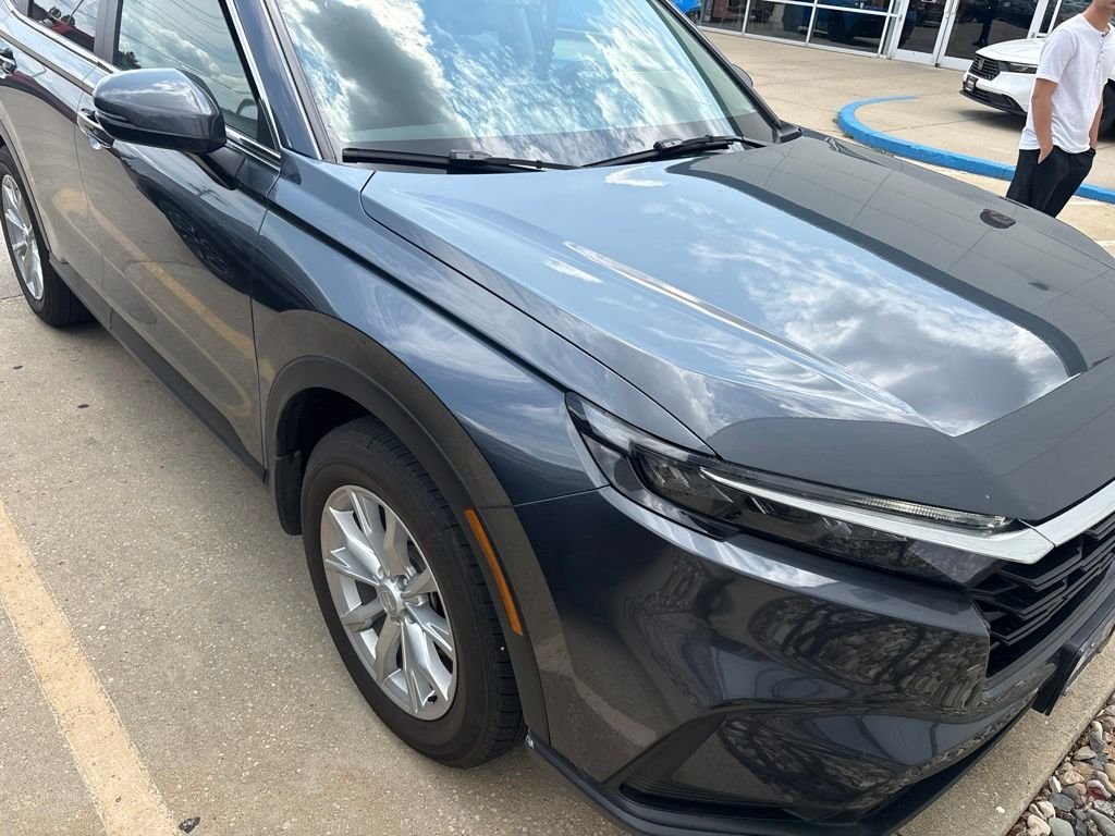 Used 2024 Meteorite Gray Metallic Honda EX image 13