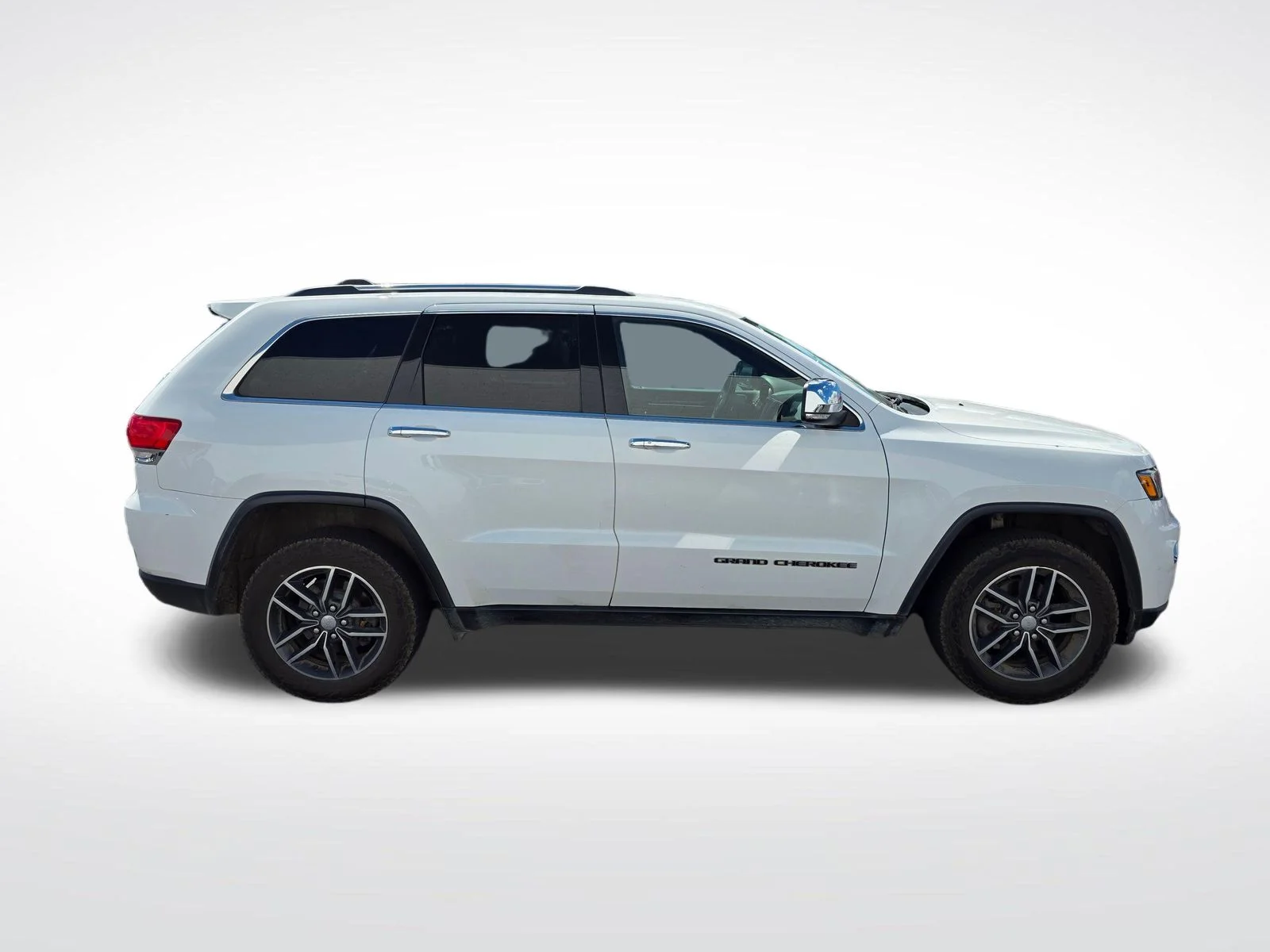 Used 2017 Bright White Clearcoat Jeep Limited image 4