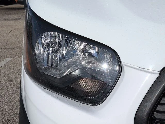 New 2026 Oxford White Ford Passenger Van XL image 10