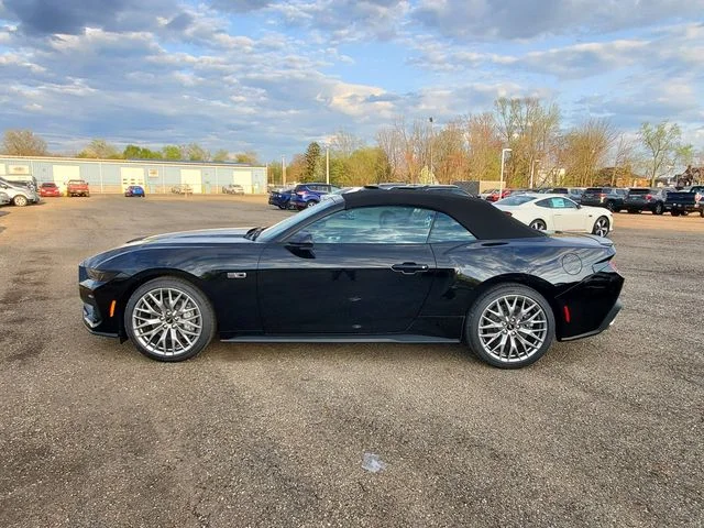 2025 Ford Mustang GT Premium Convertible - Photo 9