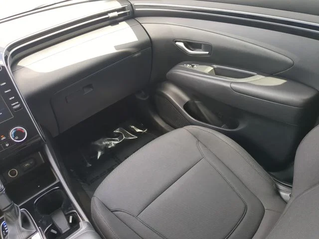 Certified Used 2022 Gray Hyundai SE image 17