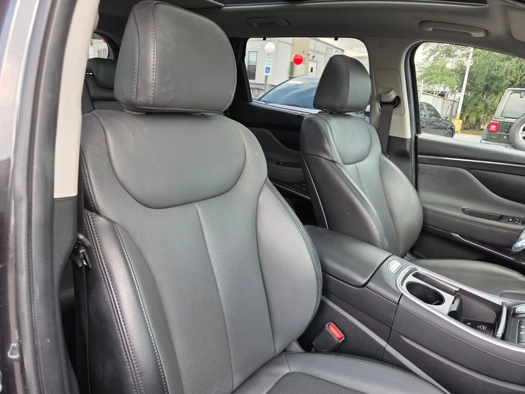 Used 2023 Gray Hyundai SEL image 29