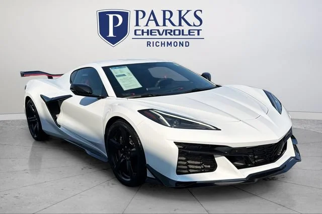 Used 2023 Arctic White Chevrolet 3LZ image 1