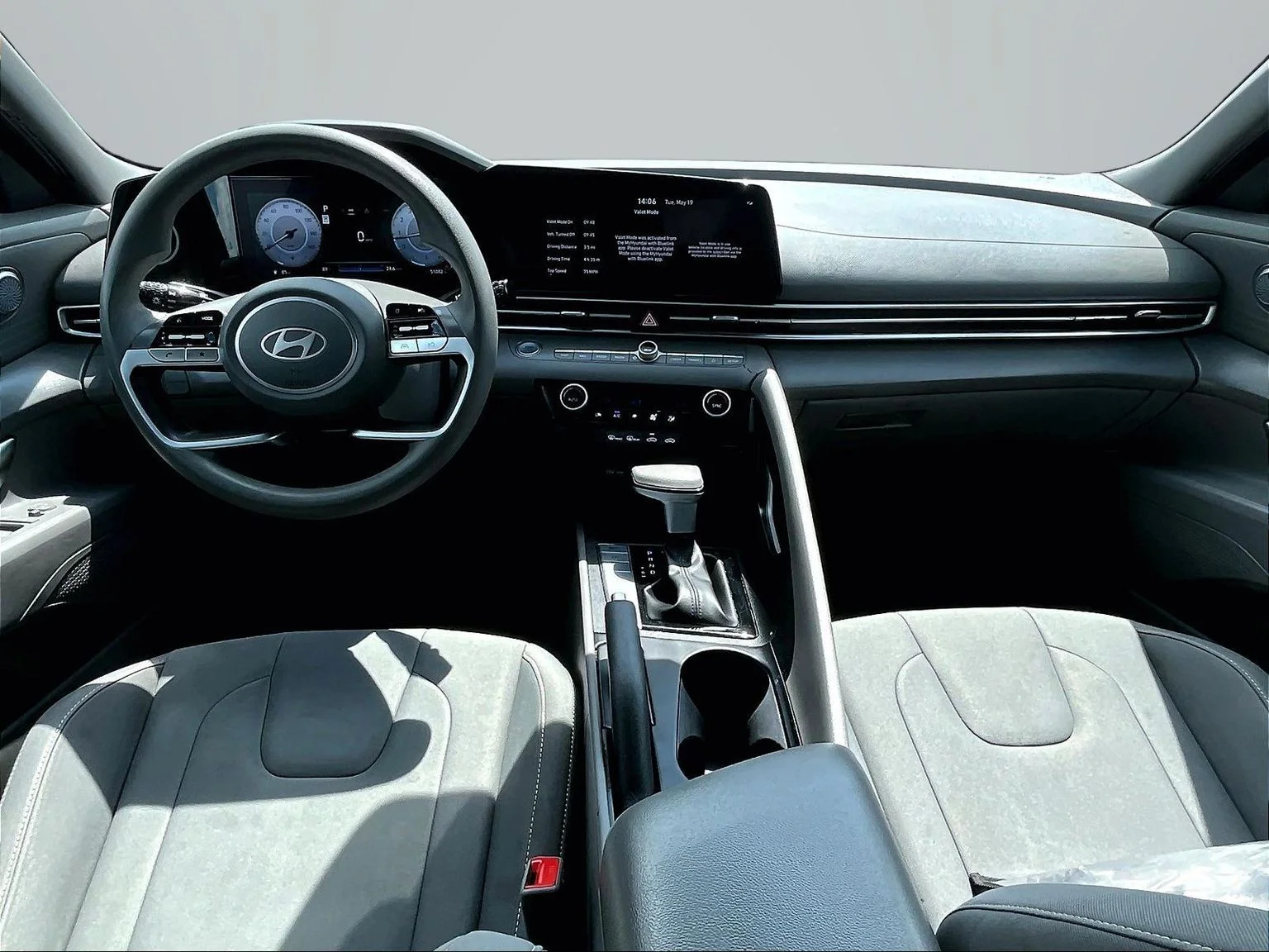 Used 2024 Black Hyundai SEL image 15