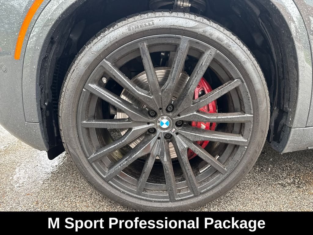 Used 2026 Gray BMW xDrive40i image 11