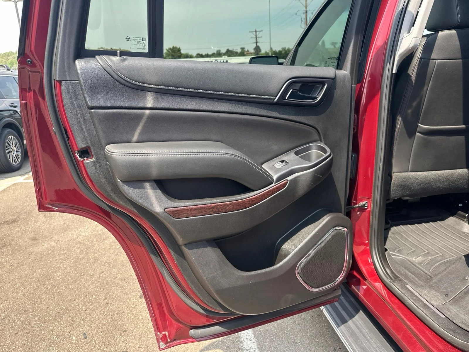 Used 2018 Red GMC SLT image 28
