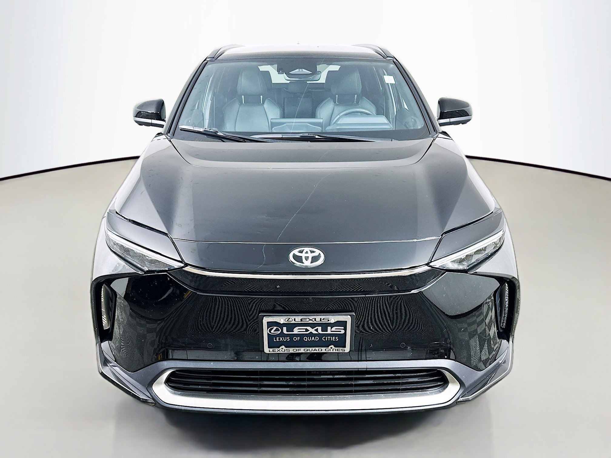 Used 2024 Toyota bZ4X Limited with VIN JTMABACA4RA085750 for sale in Davenport, IA