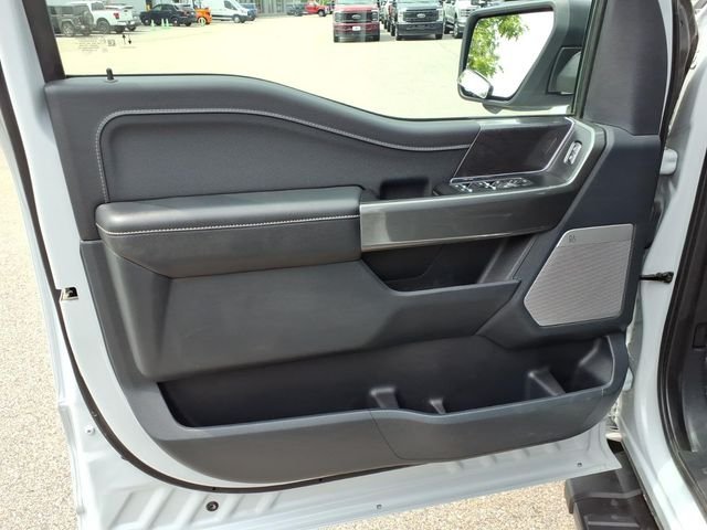 Used 2022 White Ford XLT image 22