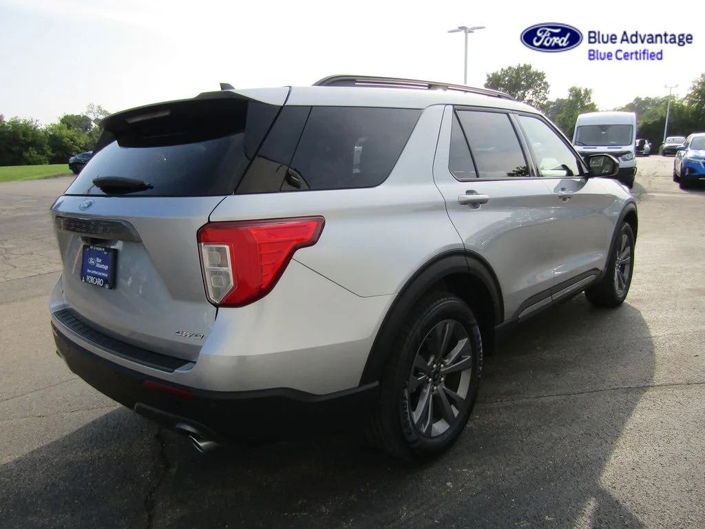 Certified Used 2024 Iconic Silver Metallic Ford XLT image 14