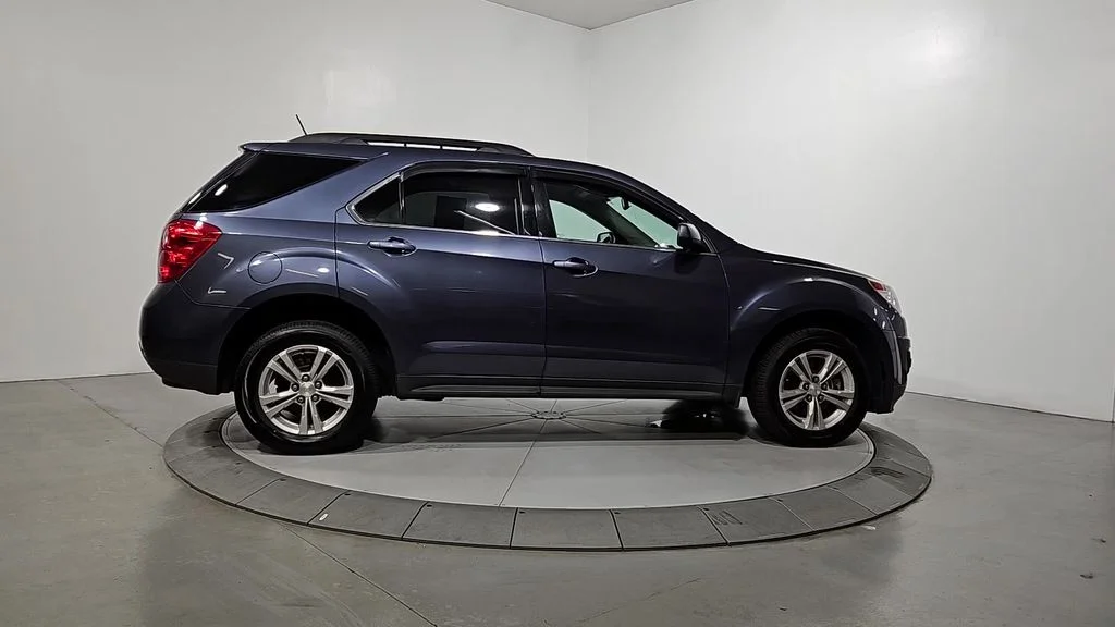 Used 2014 Blue Chevrolet LT image 7