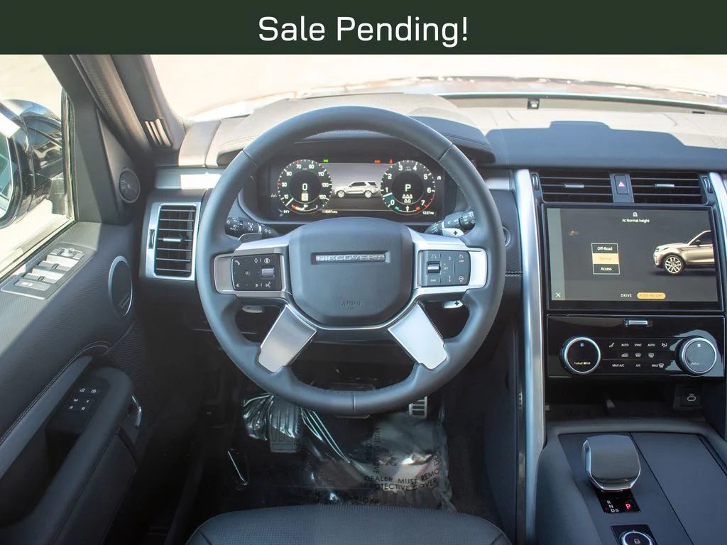 Used 2025 Gray Land Rover Dynamic SE image 13