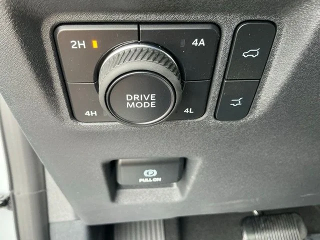 New 2026 Space Silver Metallic Ford MAX Platinum® image 39