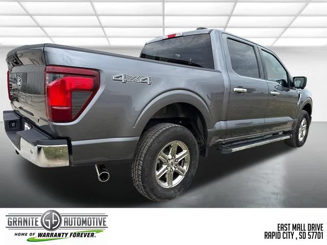 Used 2024 Grey Ford XLT image 5