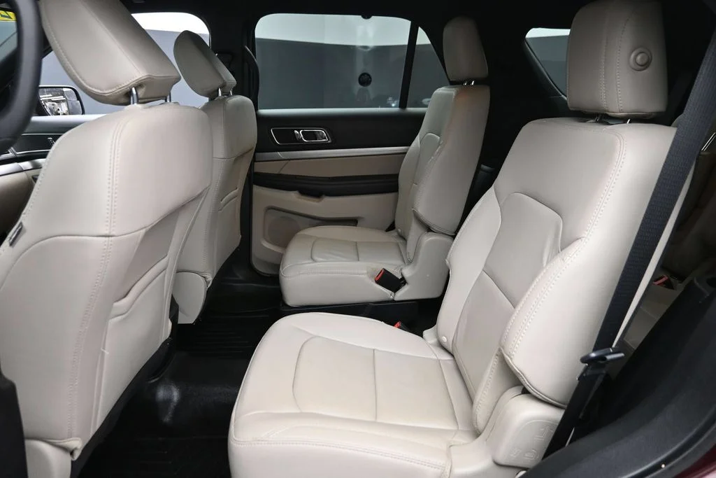 Used 2018 Red Ford XLT image 14