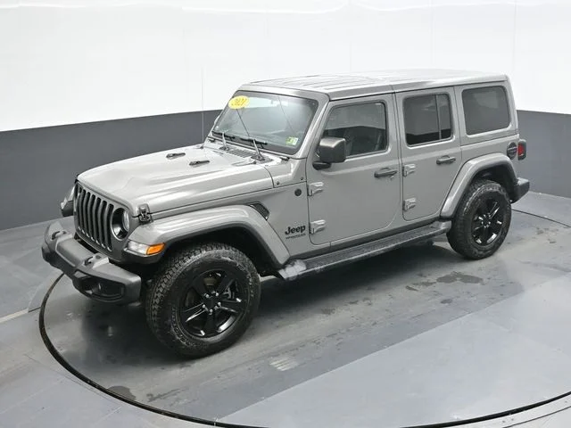 Used 2021 Gray Jeep Unlimited Sahara Altitude image 13
