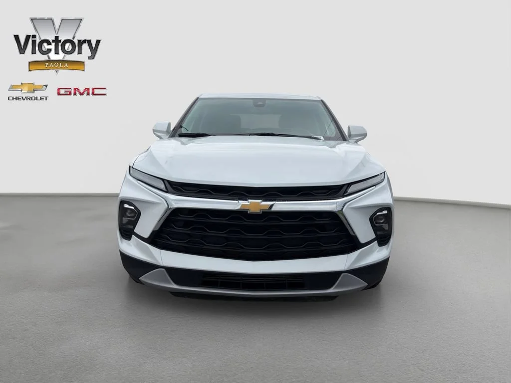 Used 2025 Chevrolet Blazer 2LT with VIN 3GNKBCR44SS159519 for sale in Kansas City