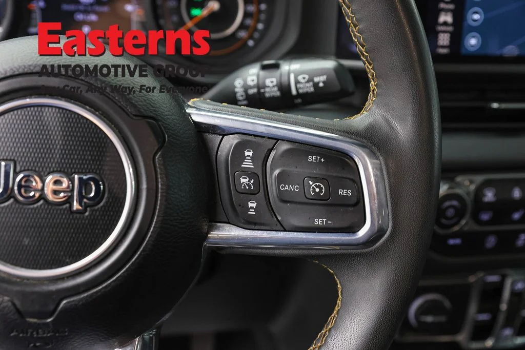 Used 2024 White Jeep Sahara image 16