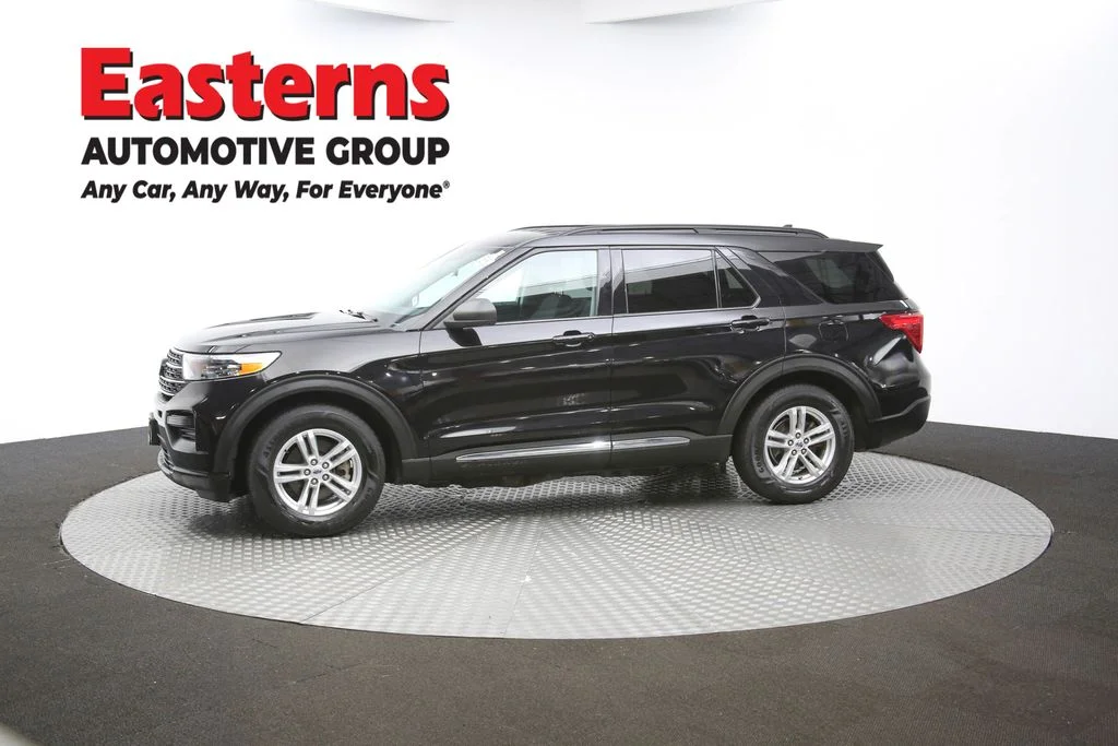 Used 2021 Black Ford XLT image 57