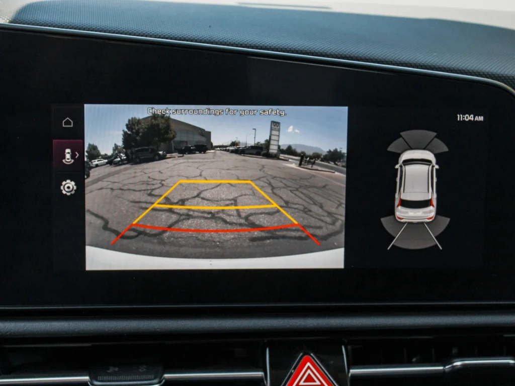 Used 2023 Snow White Pearl Kia Wave image 24