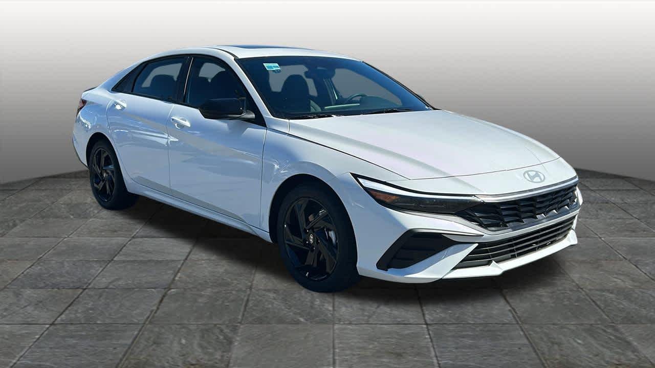 New 2026 Serenity White Hyundai SEL Sport Plus image 3