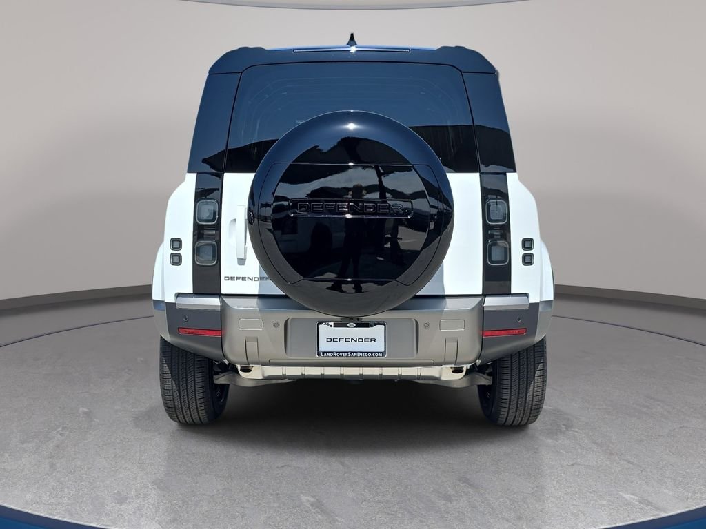 New 2026 Fuji White Land Rover S image 6