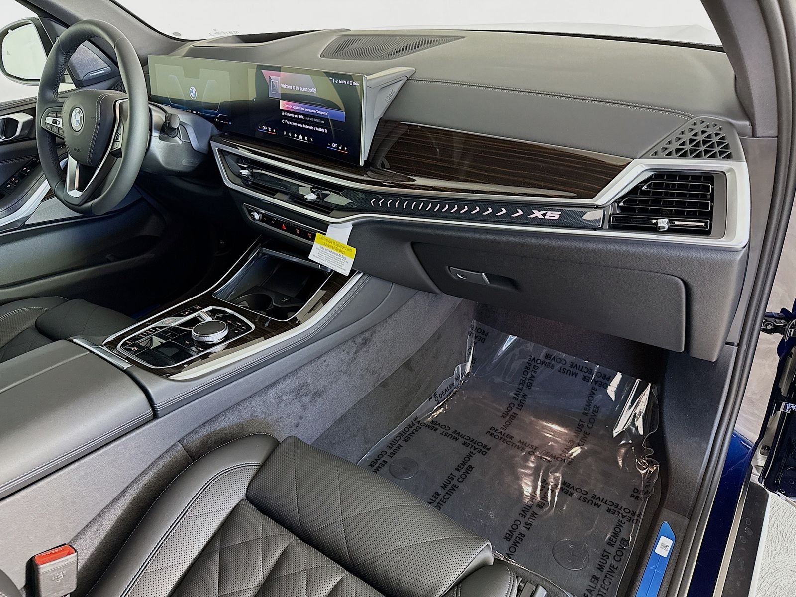 New 2026 Tanzanite Blue II Metallic BMW sDrive40i image 31