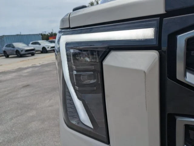 2026 GMC Sierra 2500HD AT4 - Photo 10