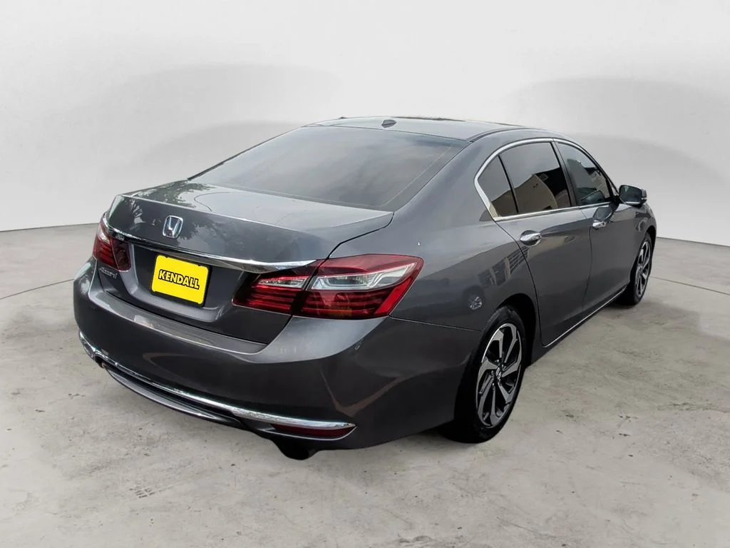 Used 2016 Gray Honda EX image 5