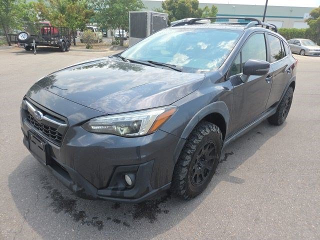 Used 2018 Dark Gray Metallic Subaru Limited image 8