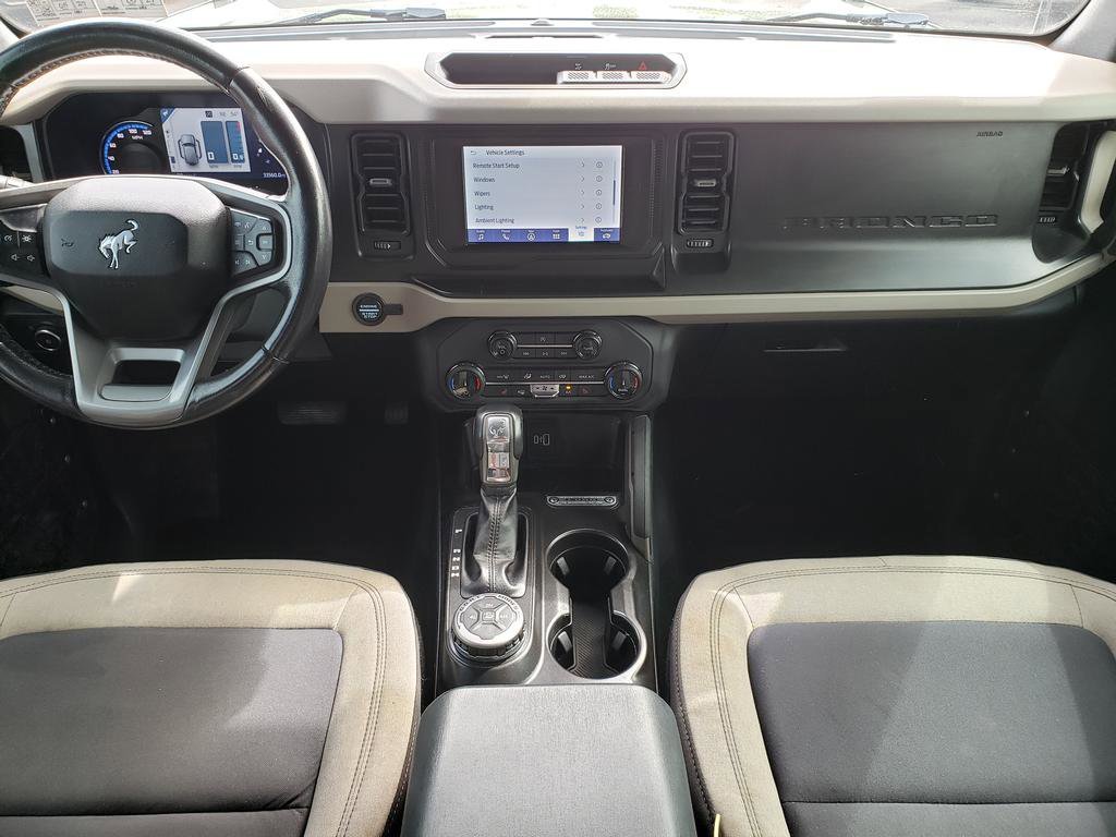Used 2022 Green Metallic Ford  image 15