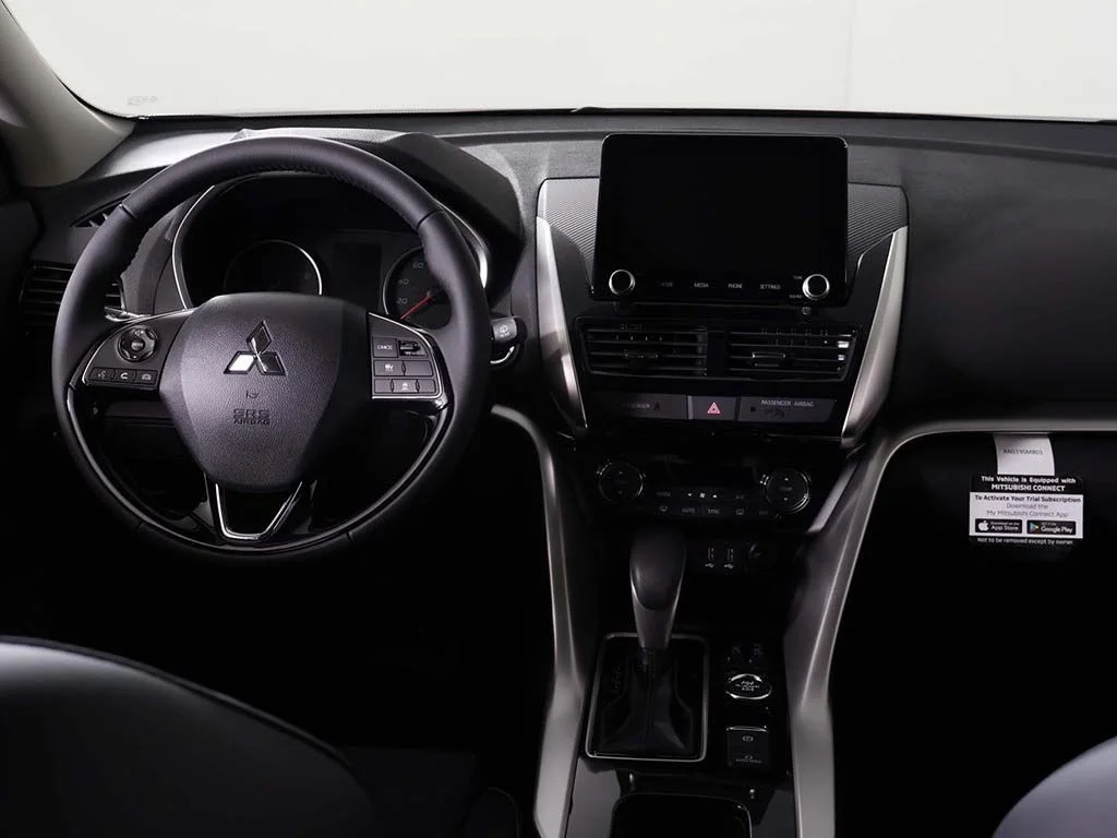 New 2026 Black Mitsubishi SE image 30