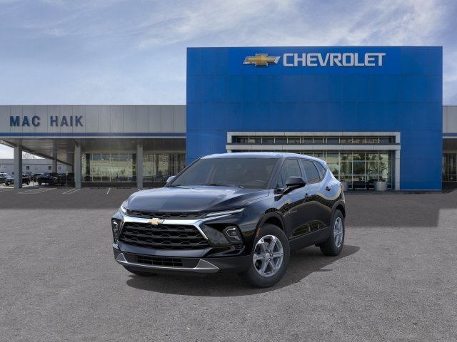 2026 Chevrolet Blazer photo 8 of 33