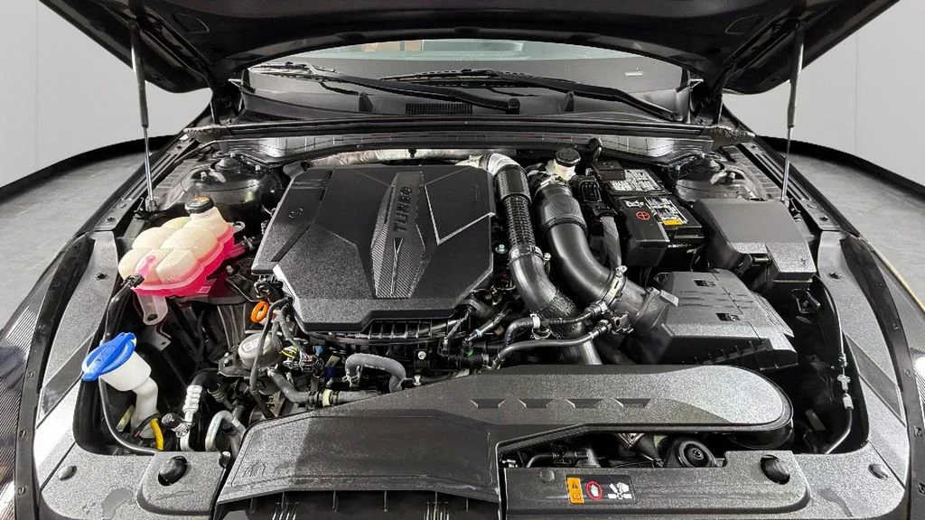 Used 2023 Black Kia GT image 38