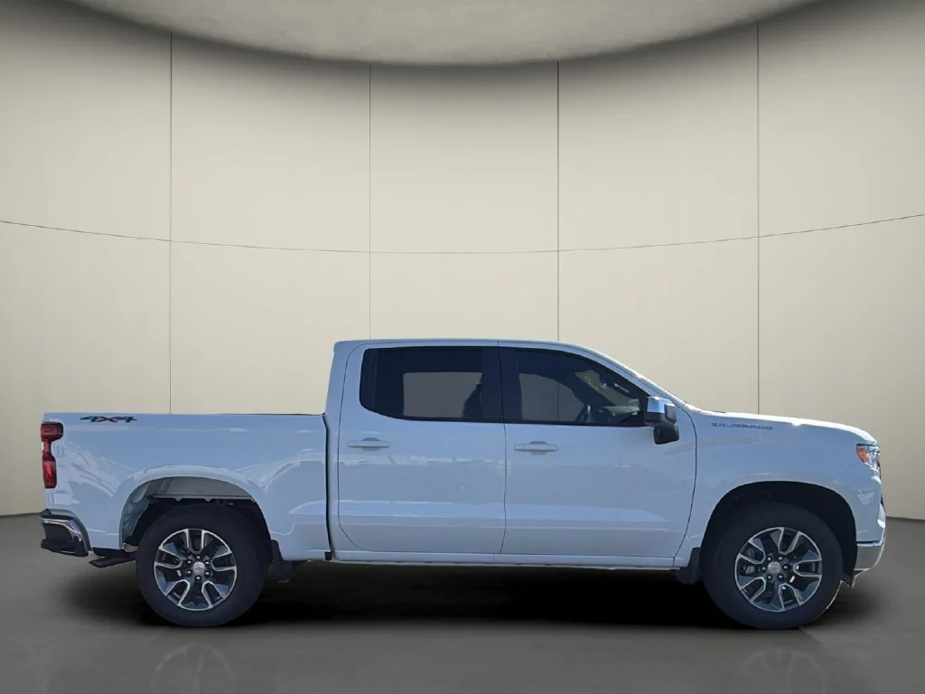 New 2026 Summit White Chevrolet LT image 8