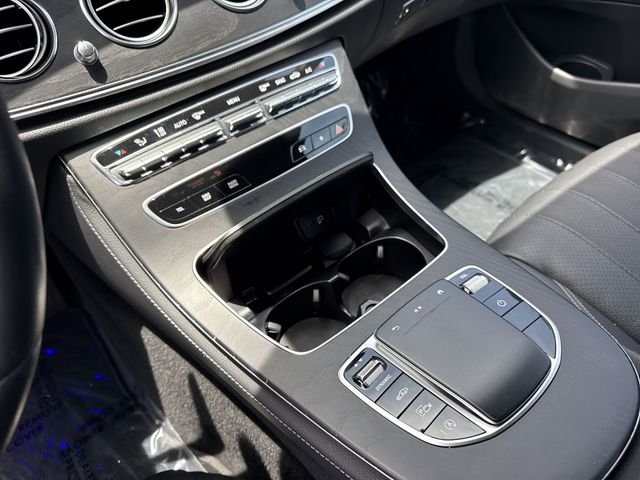 Used 2022 Black Mercedes-Benz E 450 image 21